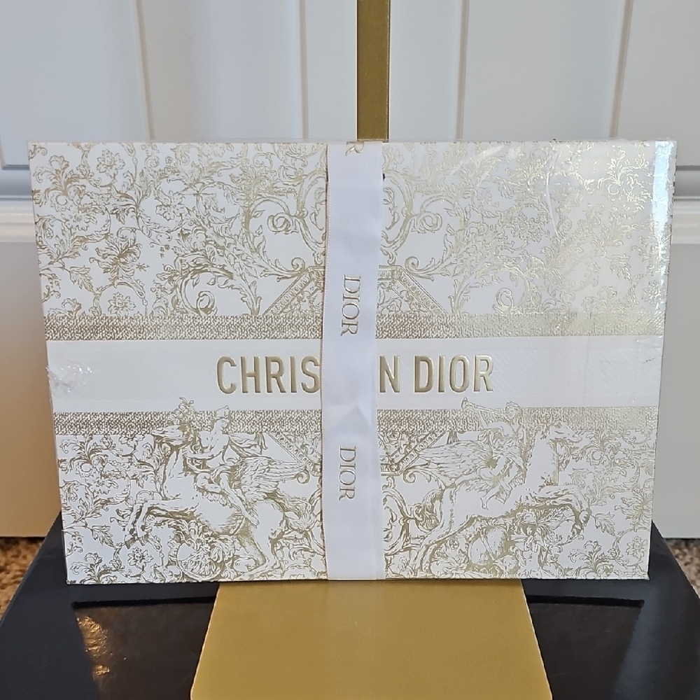 Dior NWT Luxurious Gold and White Gift Box And Dior Ribbon